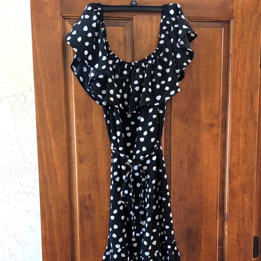 Ruffle Collar Polka Dot Dress
